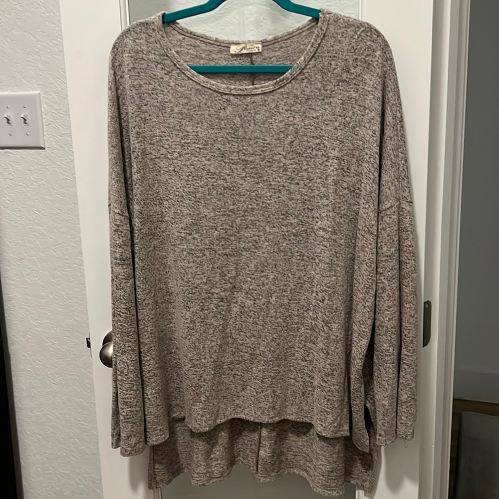 Super soft Jersey long sleeve top! So comfy you can sleep in it!